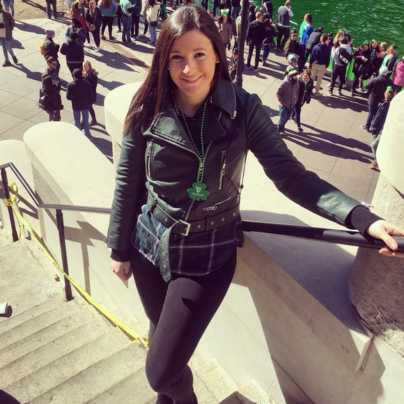 Meet your Posher, Flor - Picture 1 of 1